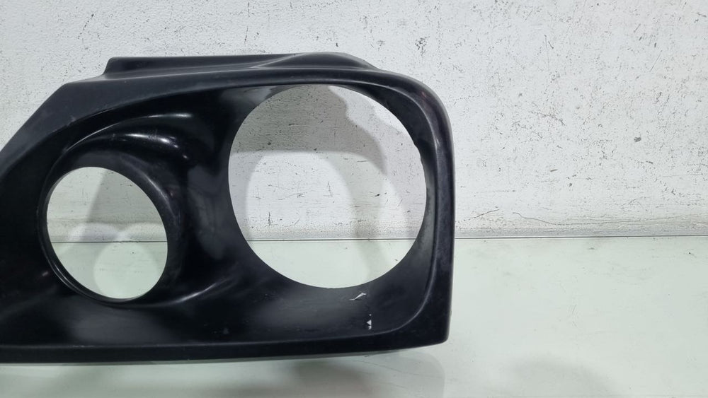Moldura Farol Diant Dir Mitsubishi L200 Savana 2004/2012
