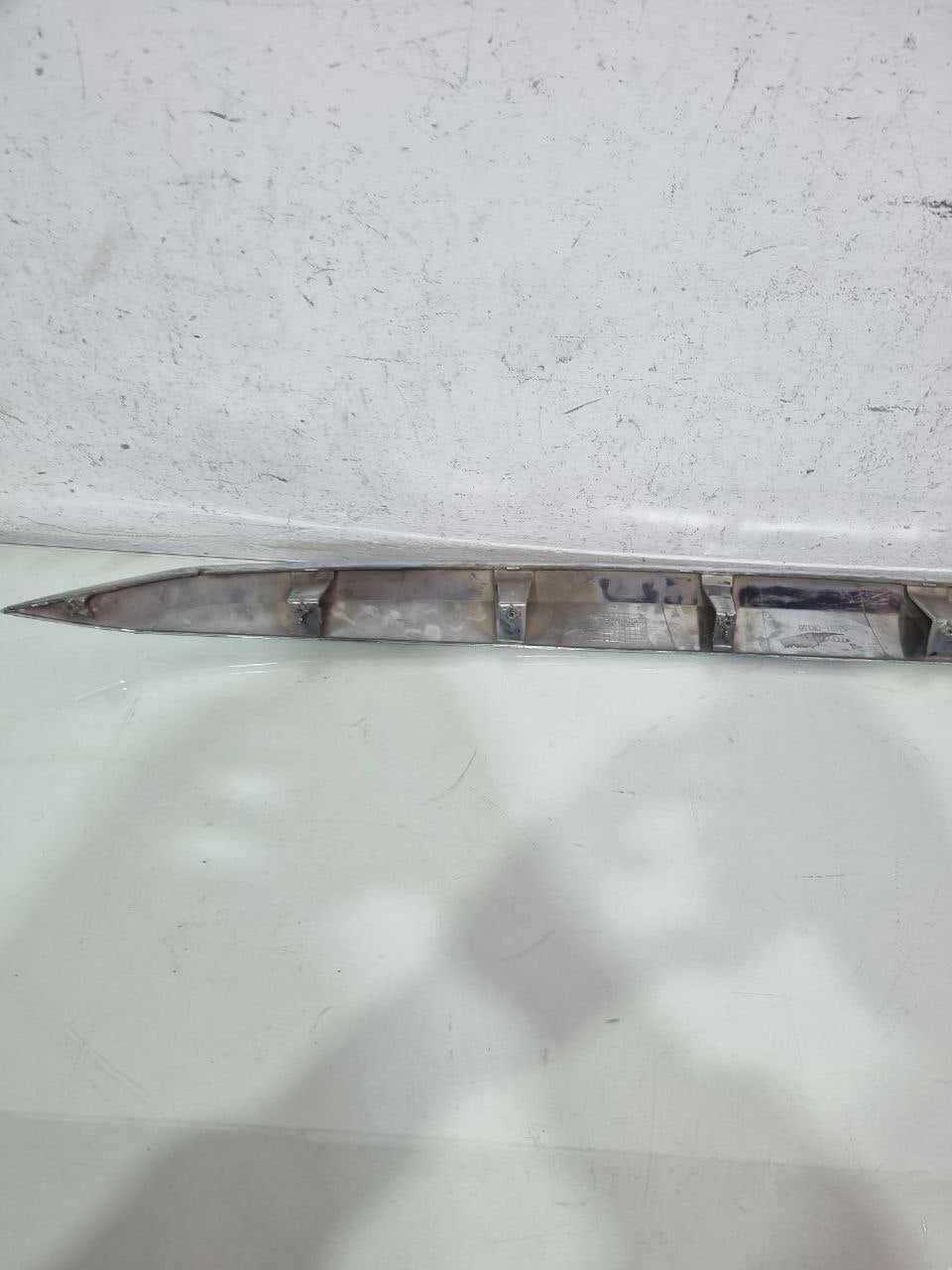 Moldura Cromada Parachoque Tras Toyota Hilux SW4 2009/2012