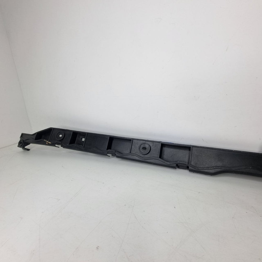 Guia Parachoque Tras Volkswagen Fox 2010/2014