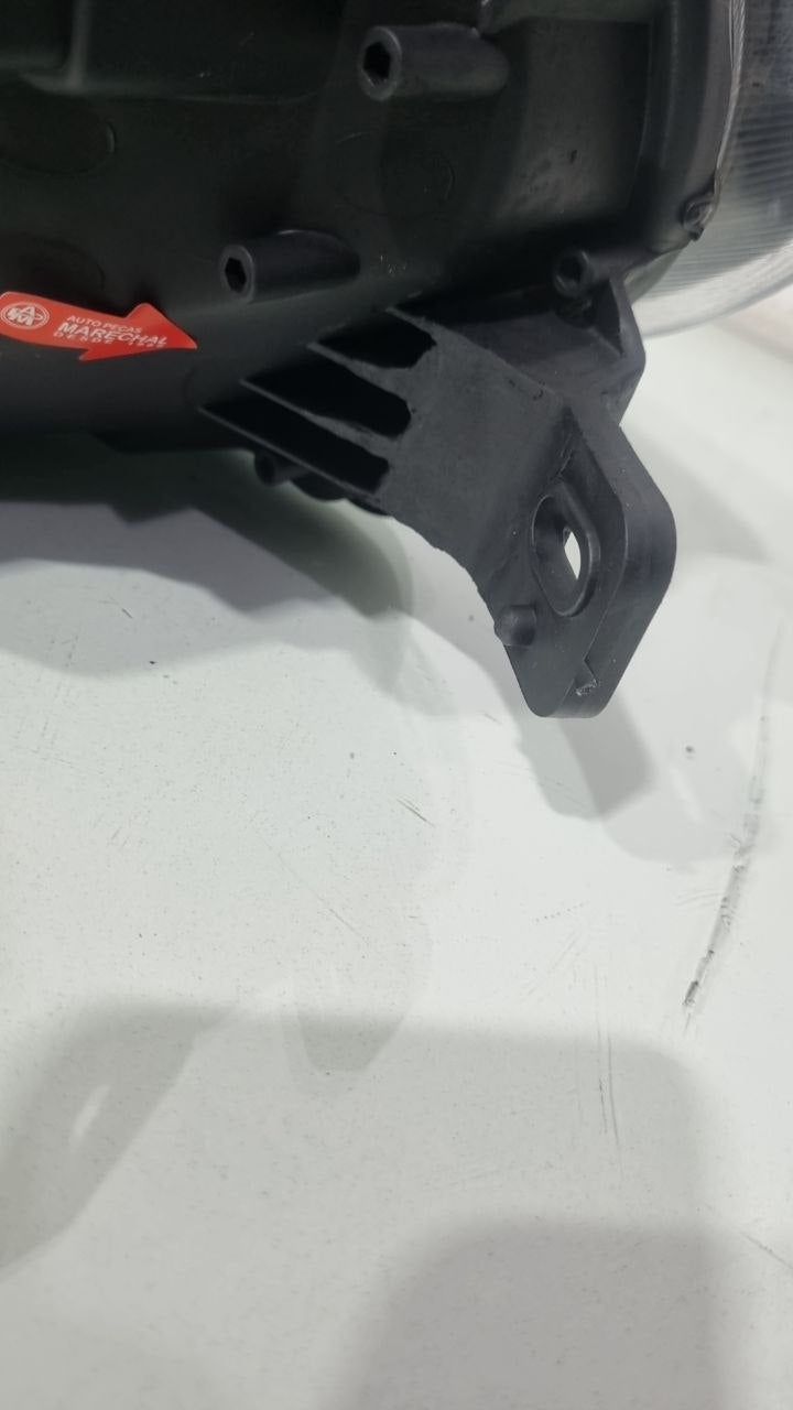Farol Diant Esq GM Spin 2013/2018 Usado