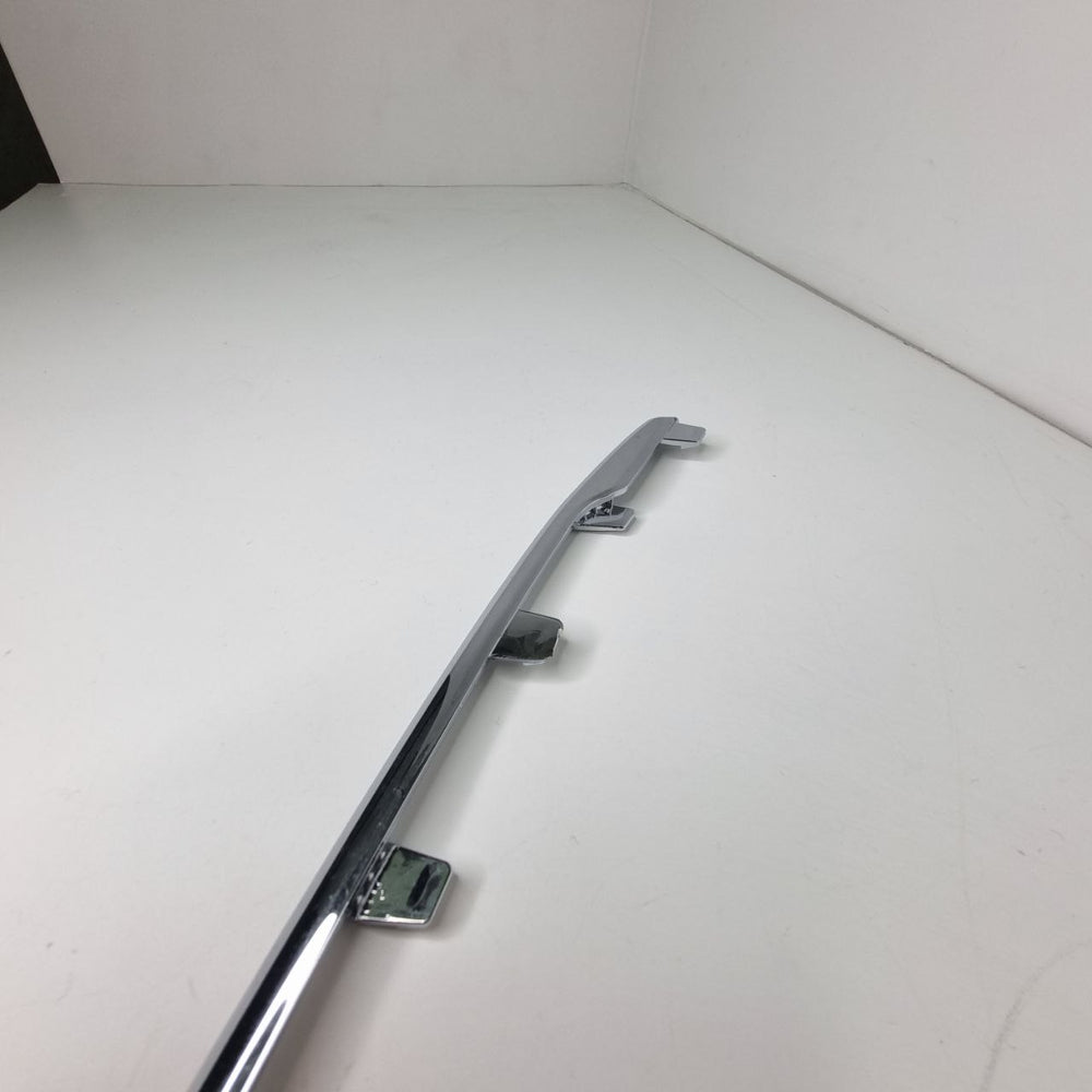 Friso Cromado Inferior Grade Dianteira Chevrolet Cruze 2012/2015 Novo