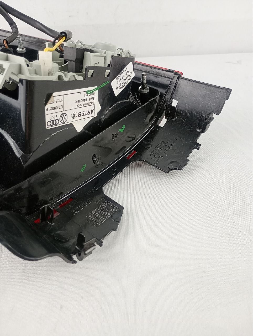 Lanterna Tras Esq Volkswagen Gol GIV 2006/2014