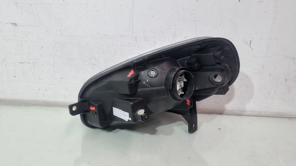 Farol Diant Esq Fiat Uno Vivace 2016/2019 Usado
