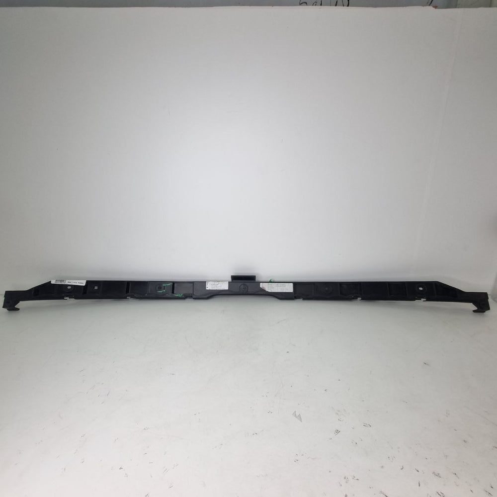 Guia Parachoque Tras Volkswagen Fox 2010/2014