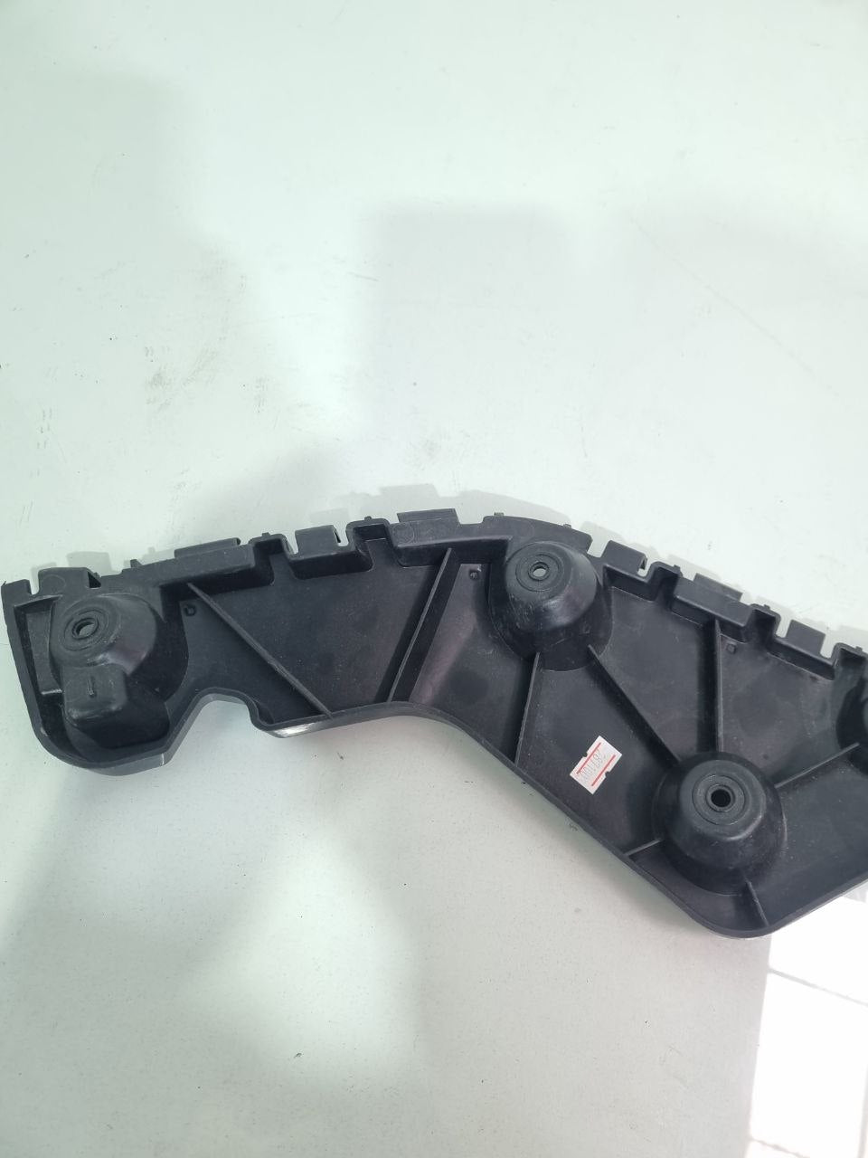 Suporte Parachoque Tras Esq Renault Duster 2012/2017