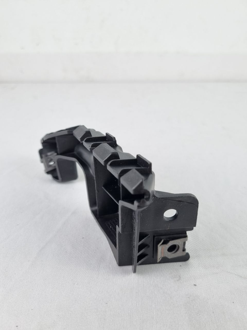 Suporte Guia Para-choque Diant Dir Chevrolet Celta 2007/2016