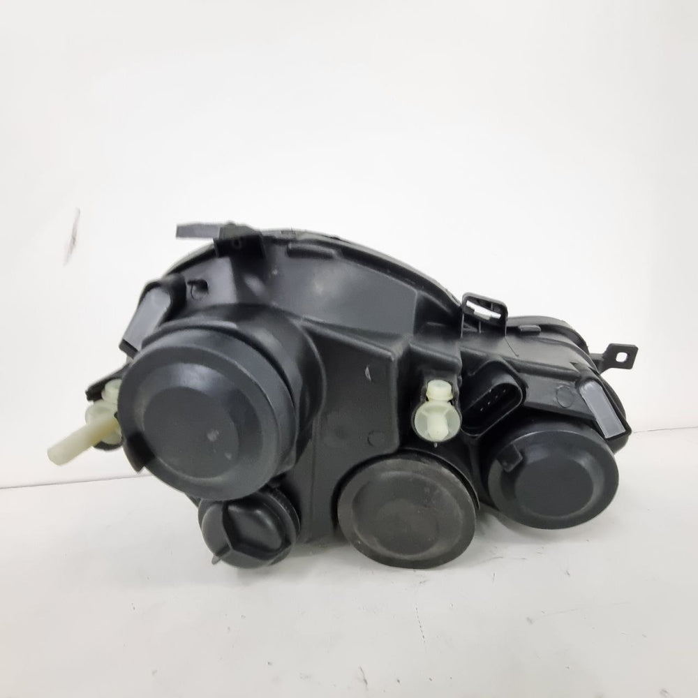 Farol Diant Esq Volkswagen Polo Hatch/Sedan 2002/2005