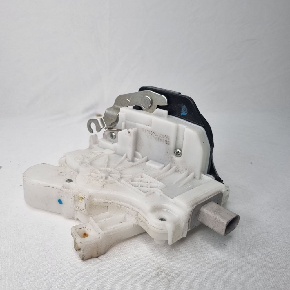Fechadura Porta Dianteira Direita VW Gol G5 G6 2010/2019 Usada