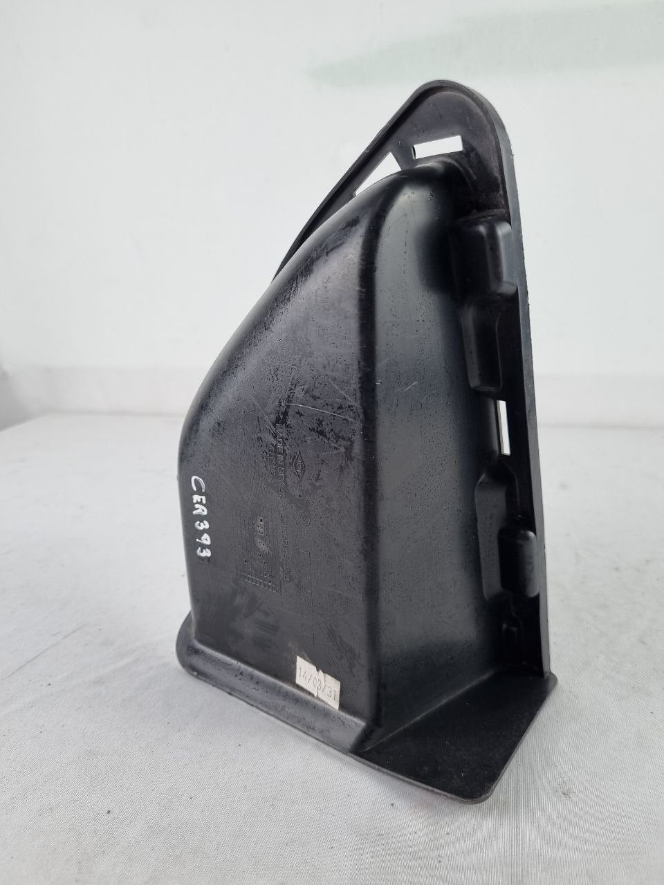 Defletor Ar Radiador Esq Renault Logan 2008/2012