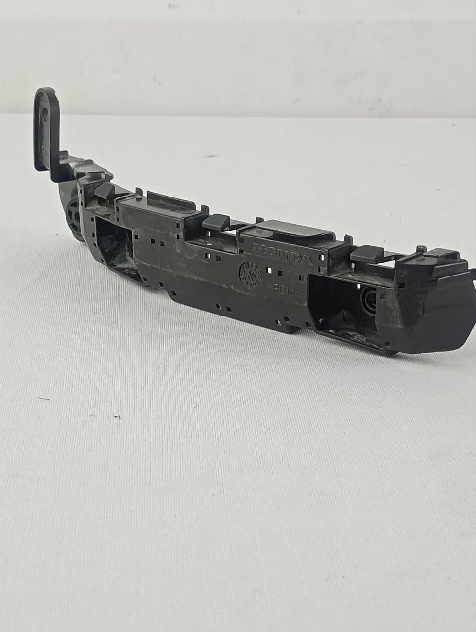 Suporte Guia Para-Choque Dianteiro Honda HR-V 2015/2021 Novo