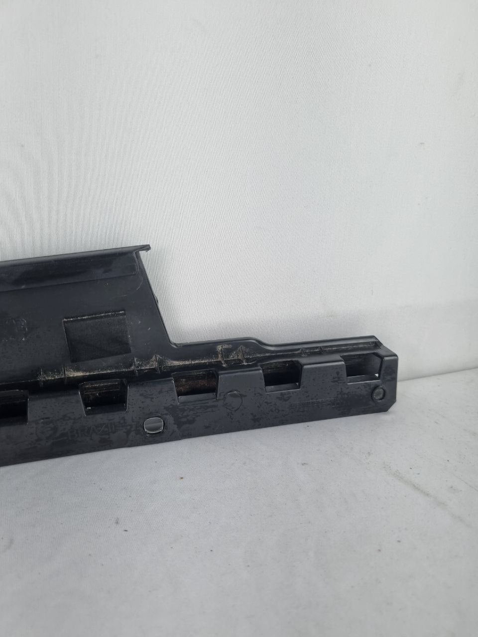 Moldura Coluna B Porta Tras Dir Jeep Renegade 2016/2024