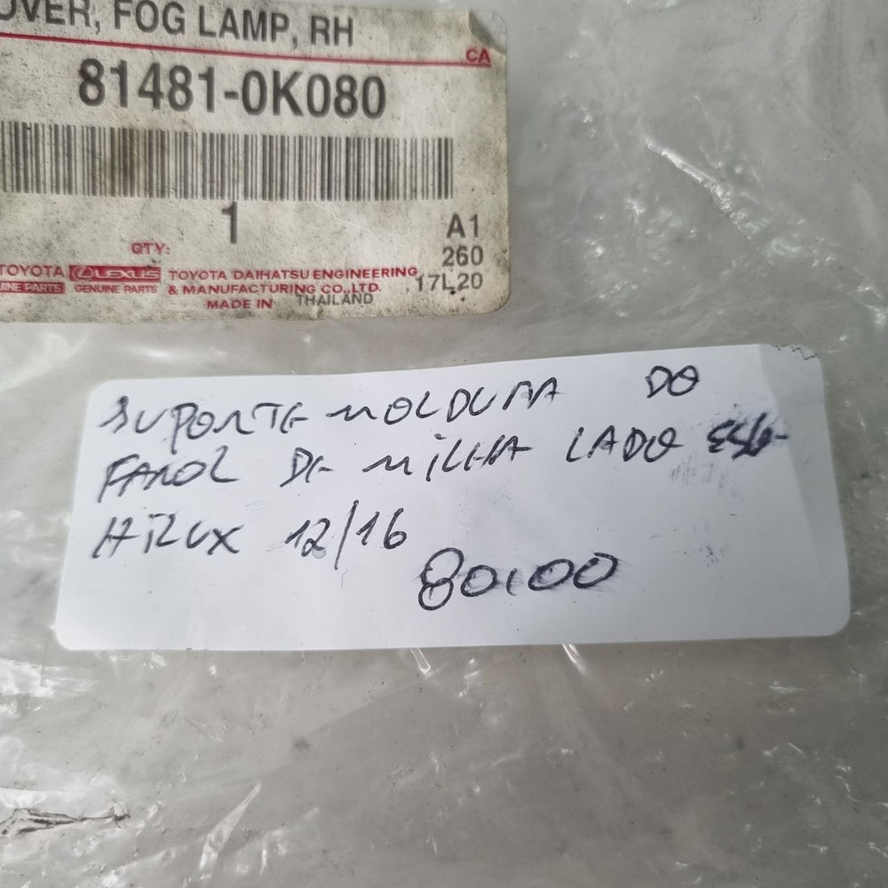 Suporte Moldura Farol de Milha Dir Toyota Hilux 2012/2016