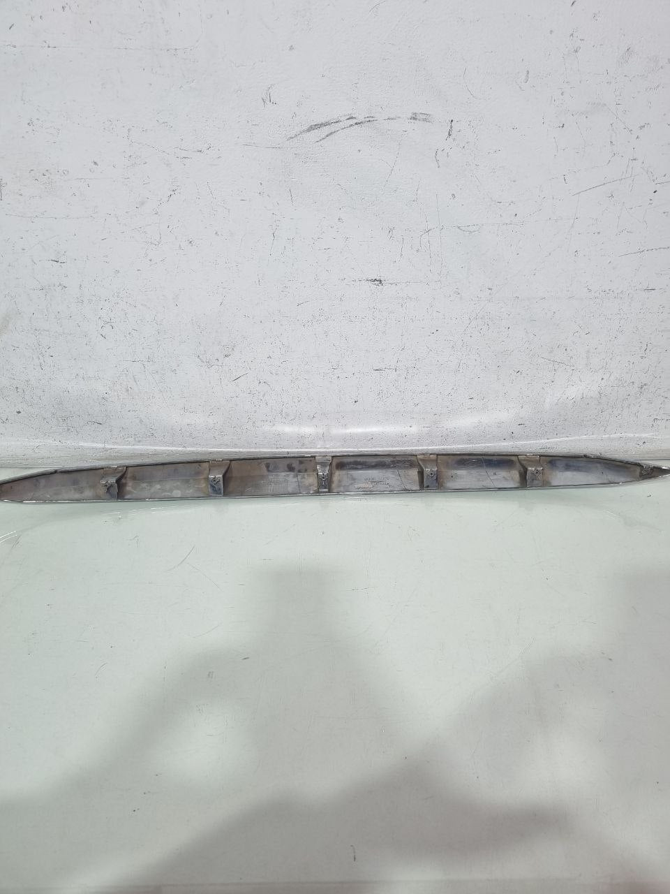 Moldura Cromada Parachoque Tras Toyota Hilux SW4 2009/2012
