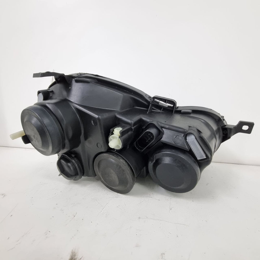 Farol Diant Esq Volkswagen Polo Hatch/Sedan 2002/2005
