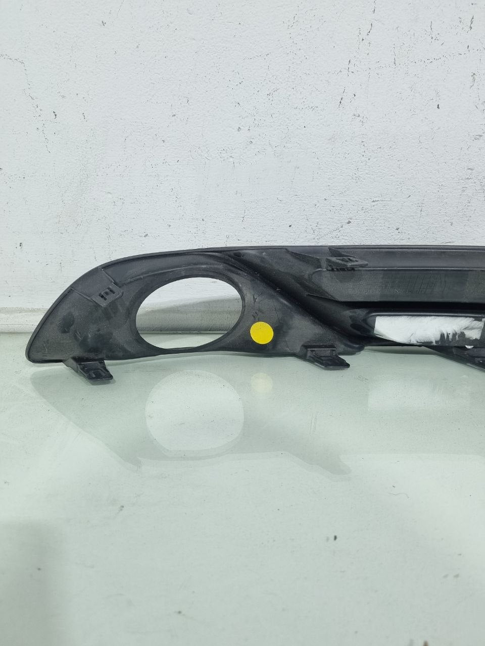 Moldura Farol Milha Esquerdo Nissan Sentra 2013/2016 Usado