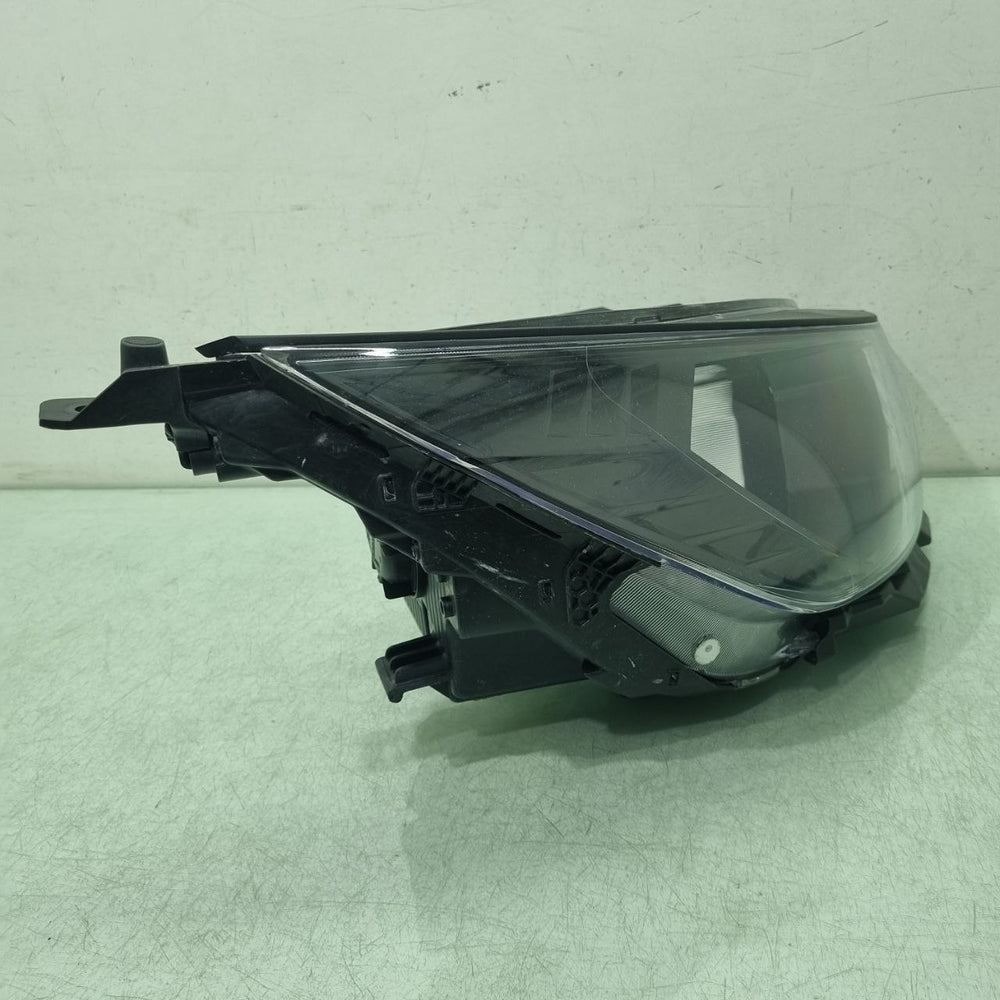 Farol Direito Hyundai HB20 2023/2025 Recuperado