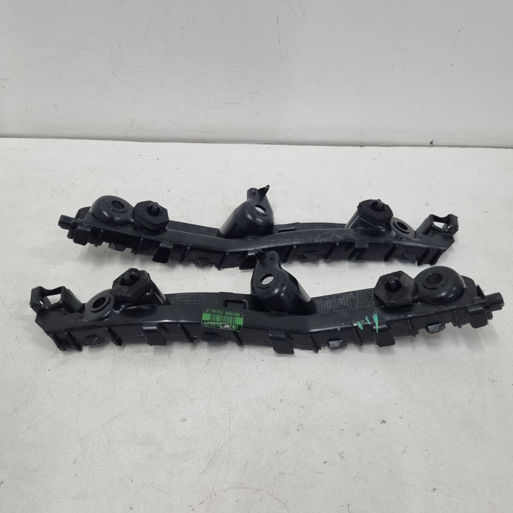 Suporte Guia Para-choque Tras Renault Captur 2017/2021