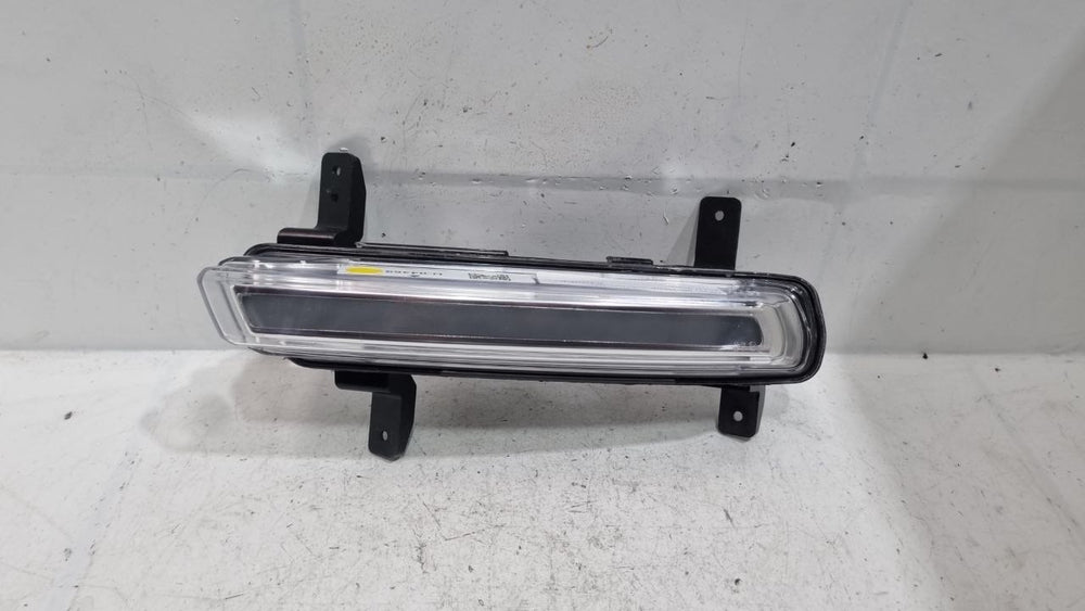 Farol De Milha Diant Esq Jeep Commander 2021/2024