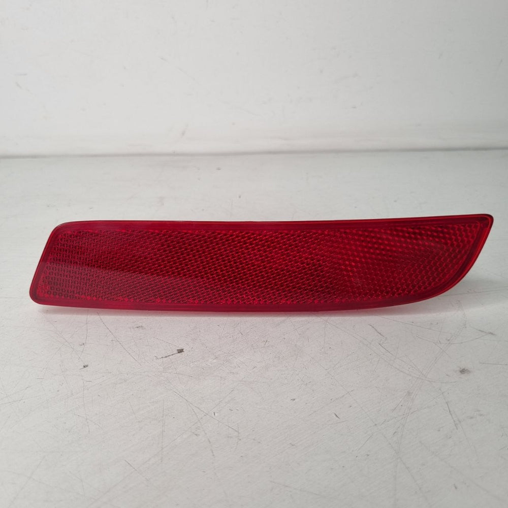 Refletor Tras Dir Chevrolet Onix Hatch 2020/2024