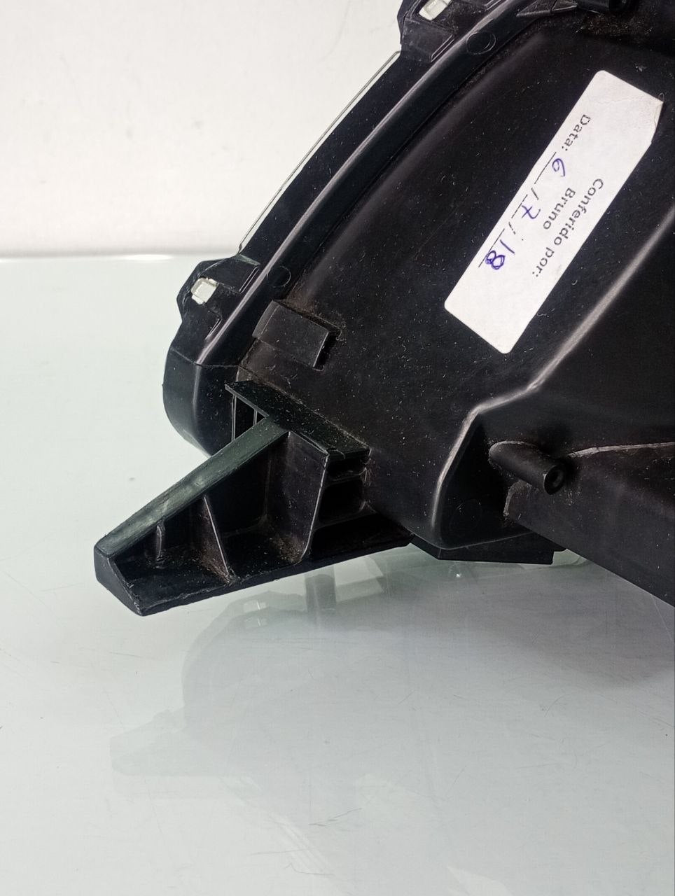 Farol direito corolla 2008/2010
Cromado TYC