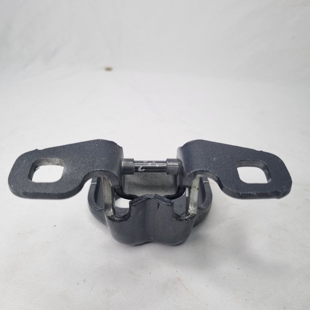 Dobradiça Porta Traseira Direita Renault Sandero 2008/2014 Usada