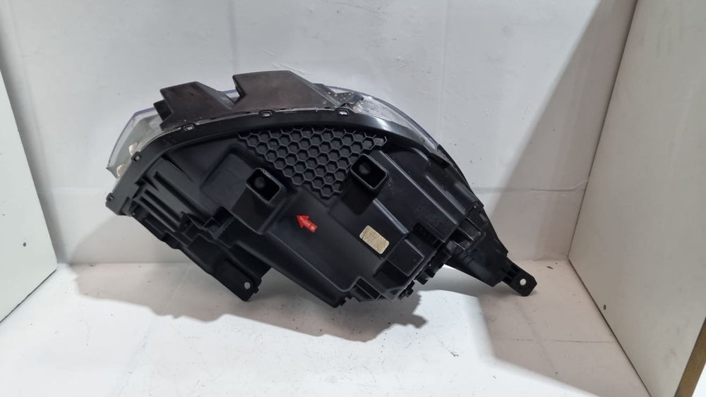 Farol Dianteiro Esquerdo Hyundai HB20 2023/2025 Usado