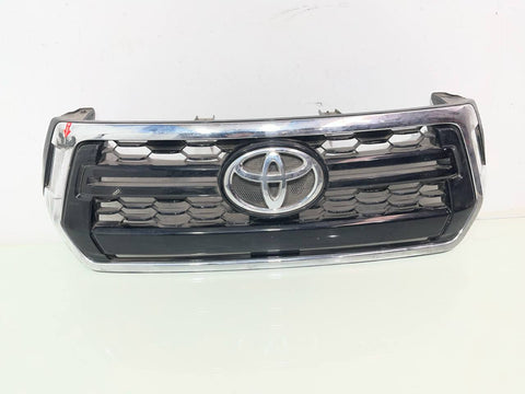 Grade Superior Toyota Hilux 2019/2022 Usada