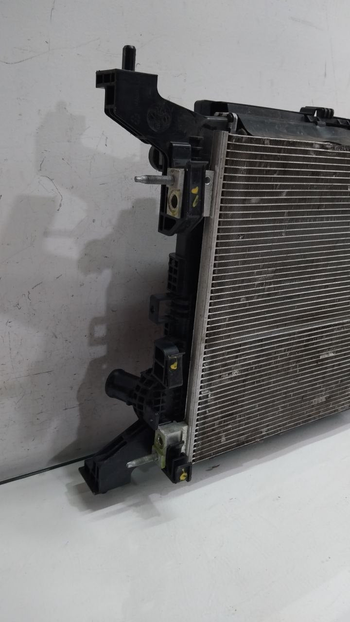 Kit radiador manual Chevrolet Onix aspirado 2020 a 2025