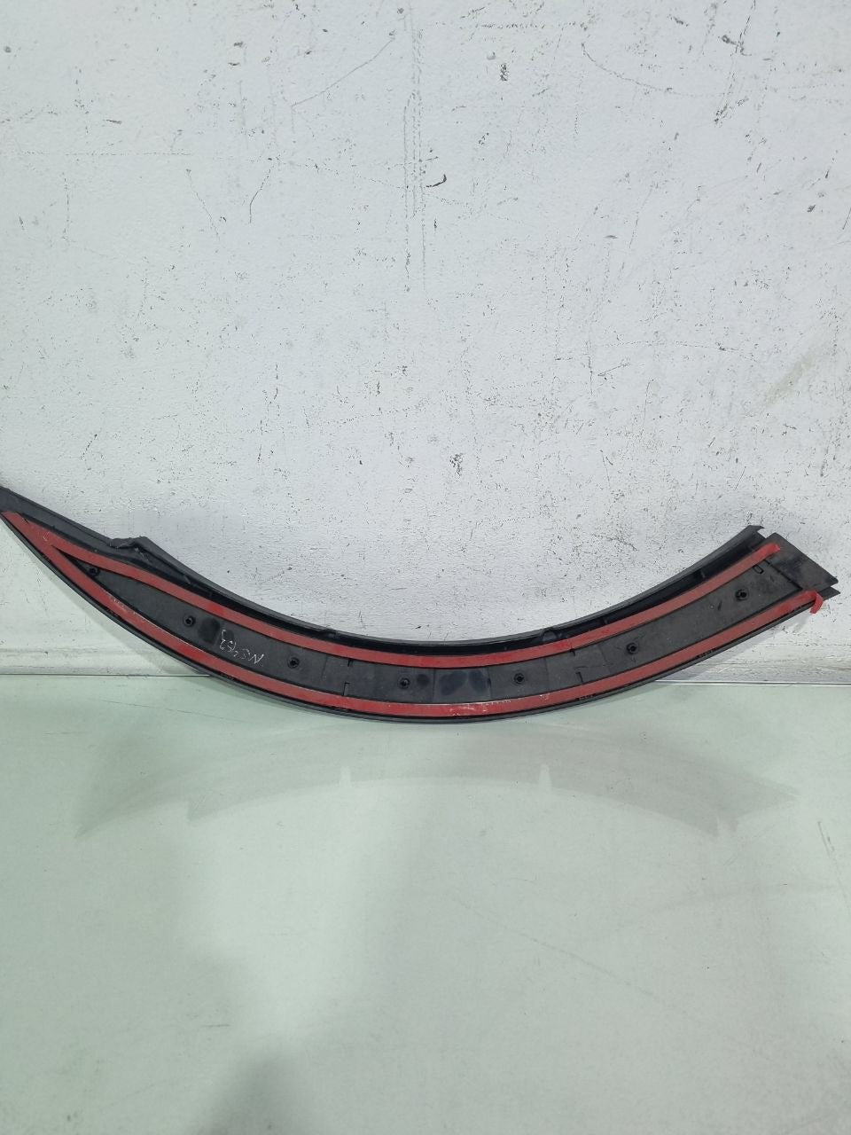 Moldura Parabarro Tras Dir Volkswagen CrossFox 2011/2014