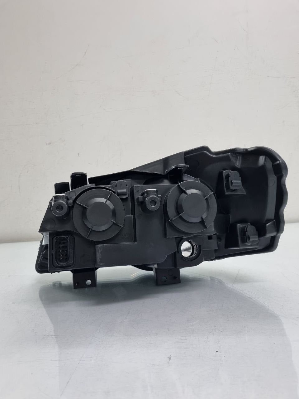 Farol Direito Golf 2008/2013 Cromado