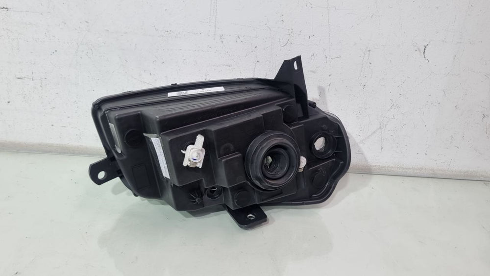 Farol Diant Esq Fiat Uno 2014/2024 Usado