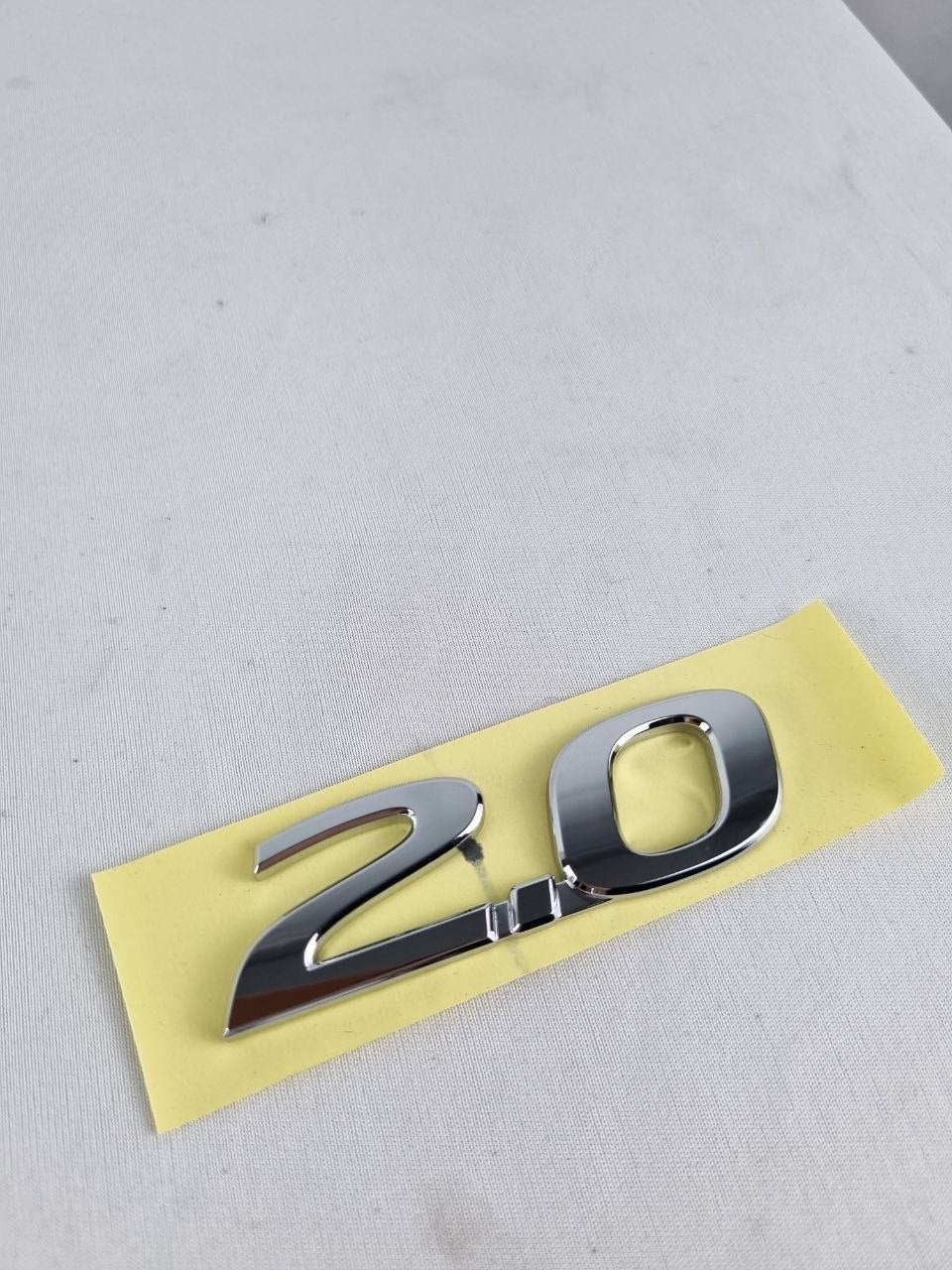 Emblema 2.0 Tampa Traseira Hyundai Creta 2017/2019 Novo