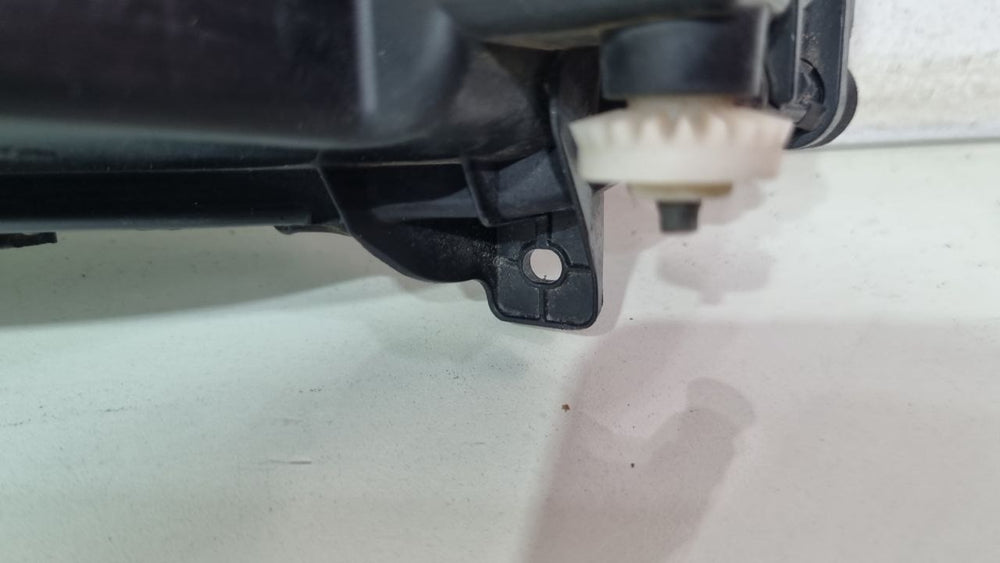 Farol Diant Dir VW Gol G7 G8 2017/2023 Usado