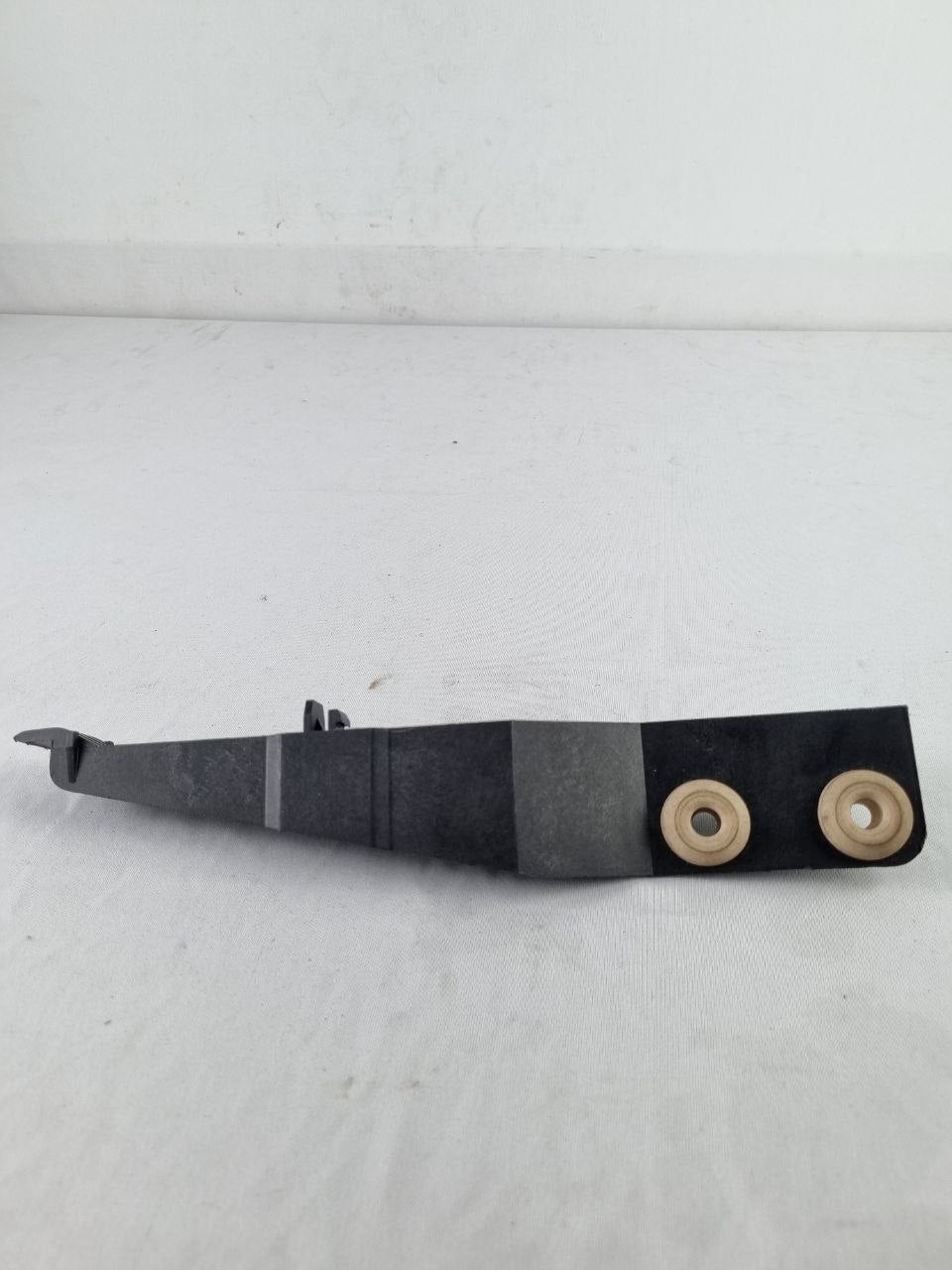 Suporte Para-choque Diant Esq Volkswagen Amarok 2010/2023