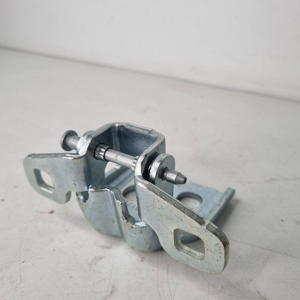 Dobradiça Porta Diant Dir Renault Sandero 2008/2014