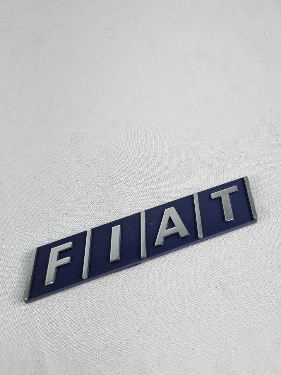 Emblema Dianteiro/Traseiro Fiat Uno Premio Elba Fiorino 1984/1996 Novo