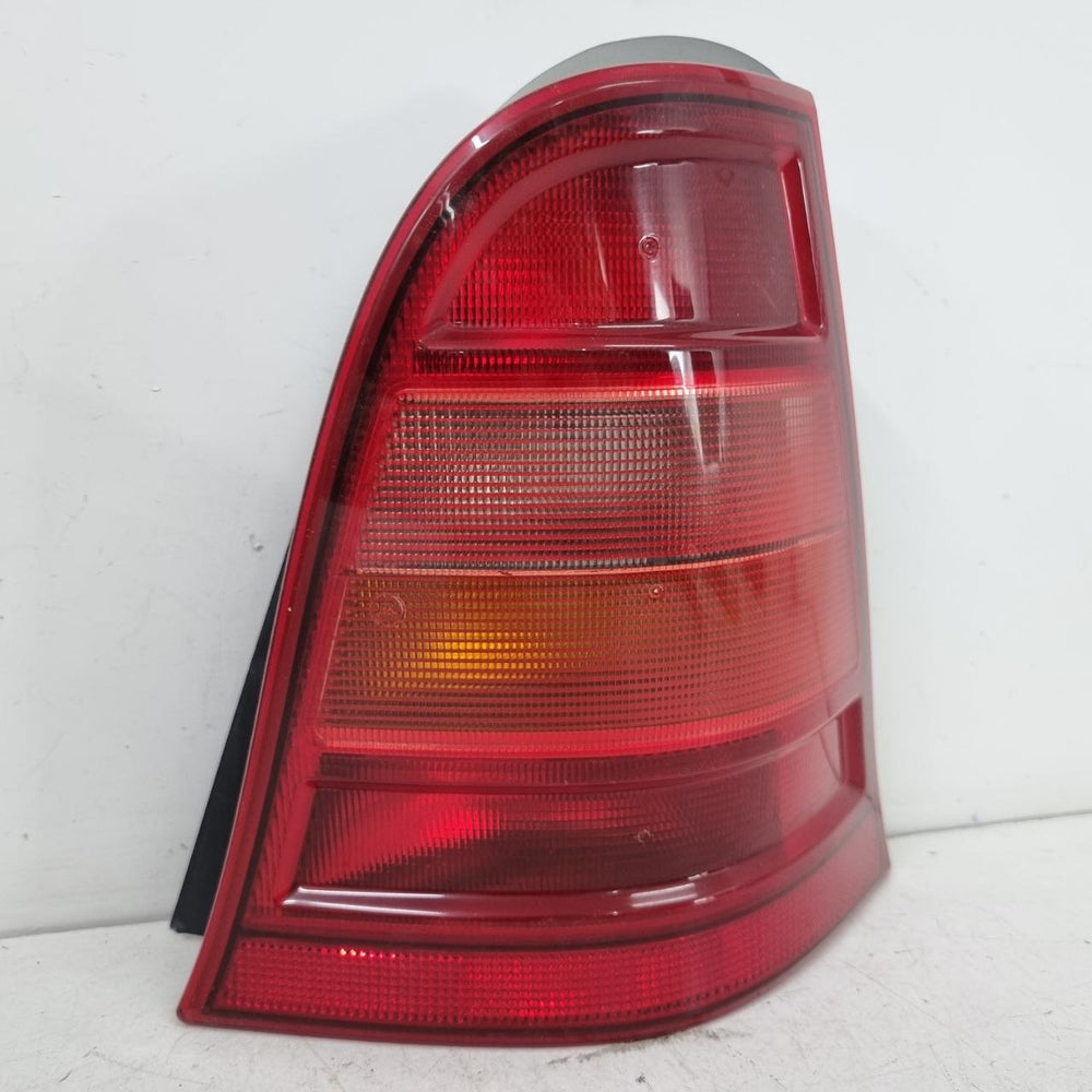 Lanterna Tras Dir Mercedes-Benz Classe A 1998/2002