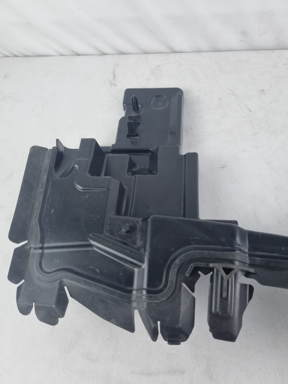 Defletor Radiador Peugeot 208 2013/2024 Novo