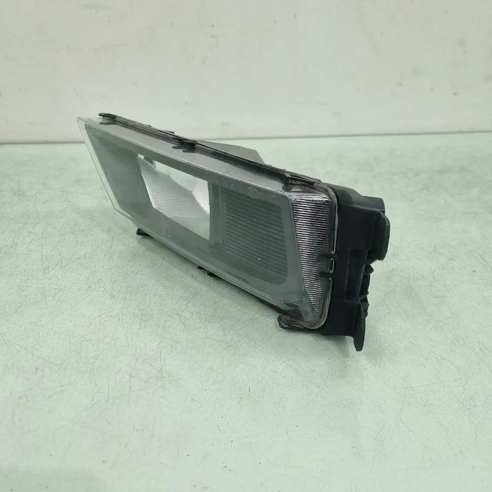 Farol De Milha Lado Esquerdo Do Tiguan 2018/2022 Recuperado.