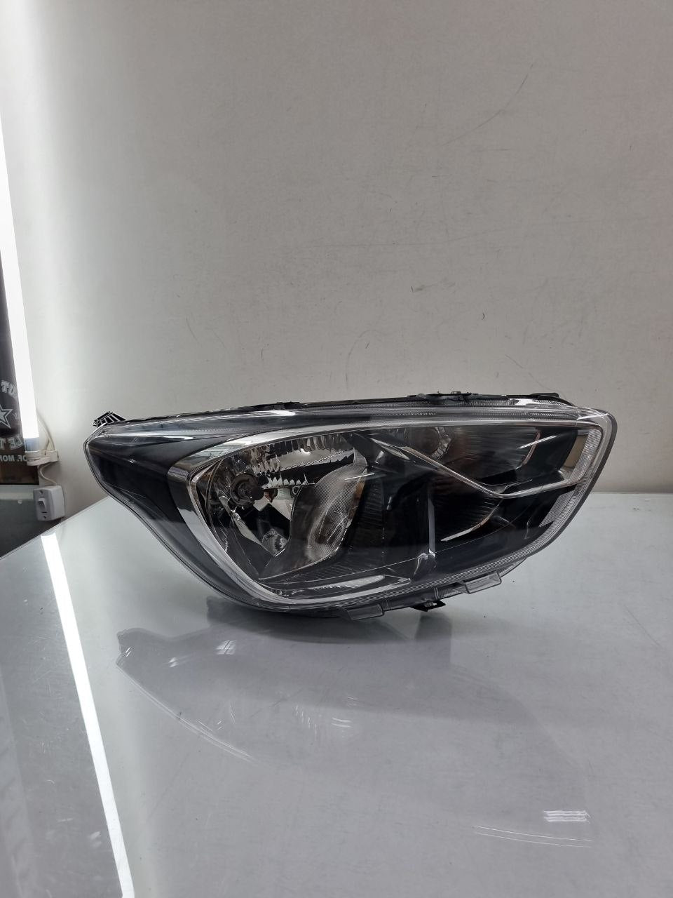 Farol Diant Dir Ford Ka Freestyle 2019/
