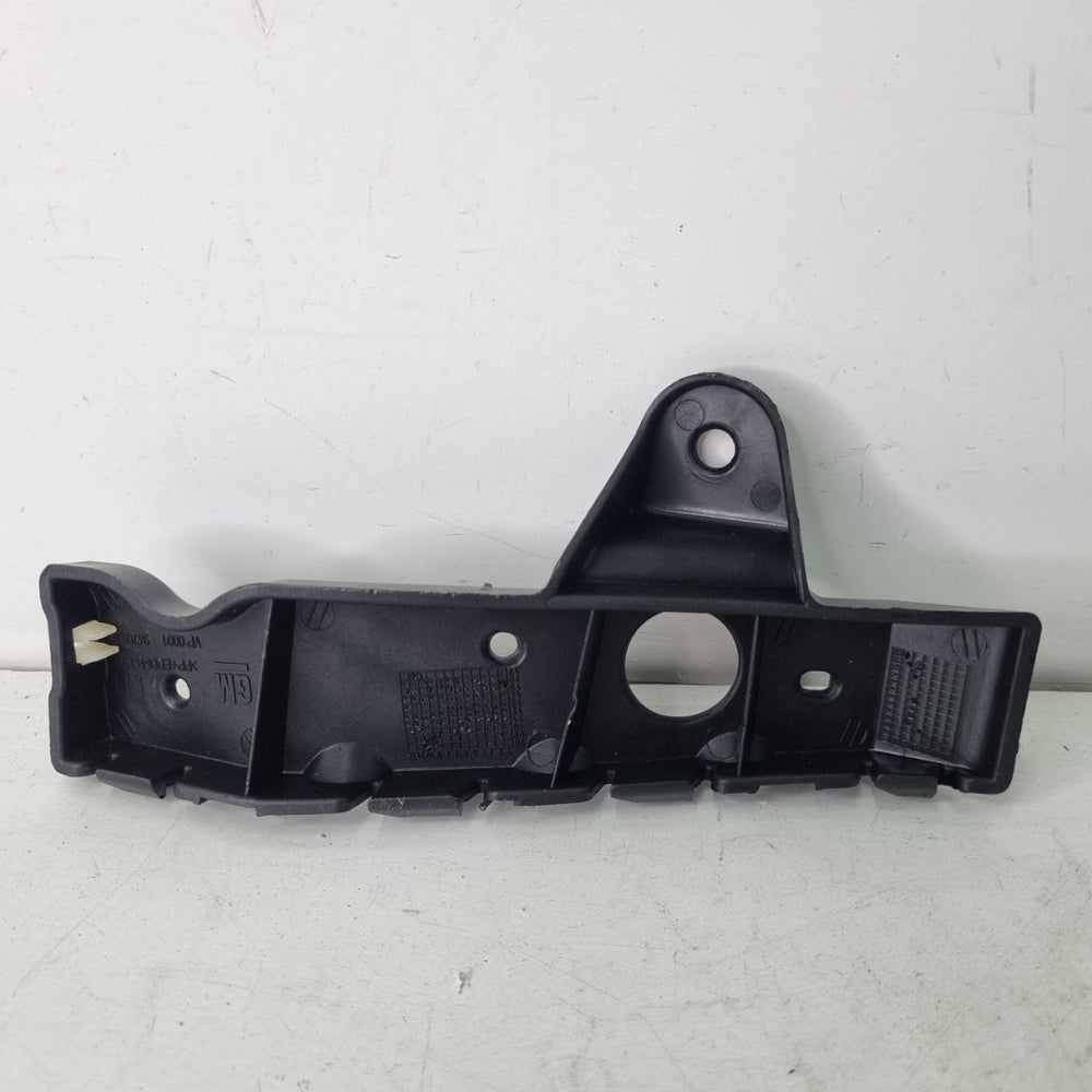 Suporte Guia Para-choque Diant Esq Chevrolet Agile 2009/2014