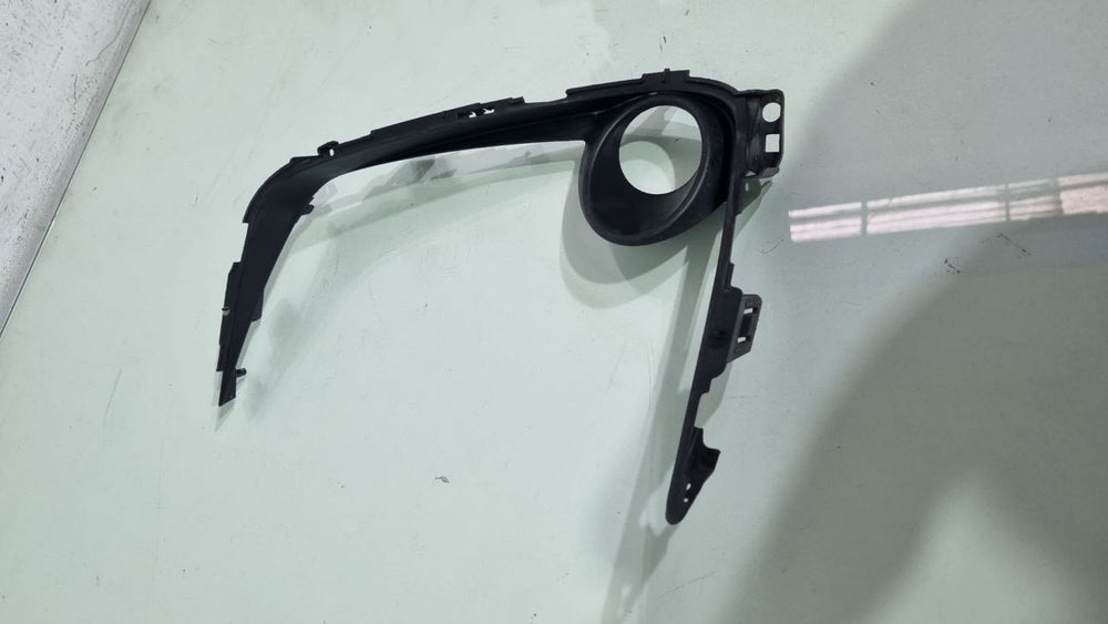 Moldura Farol Milha Esq Toyota Corolla 2020/2025