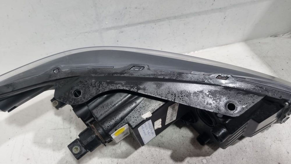Farol Diant Esq Volkswagen Saveiro Robust 2023/2025 -