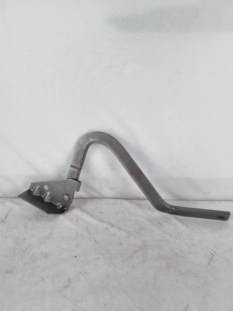 Dobradiça Capô Esquerda Chevrolet Celta 2001/2016 Nova