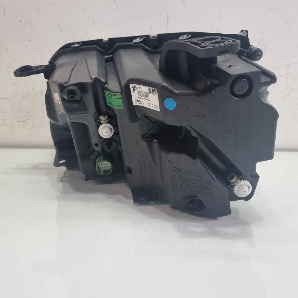 Farol lado direito full léd jeep commander 2022 a 2024