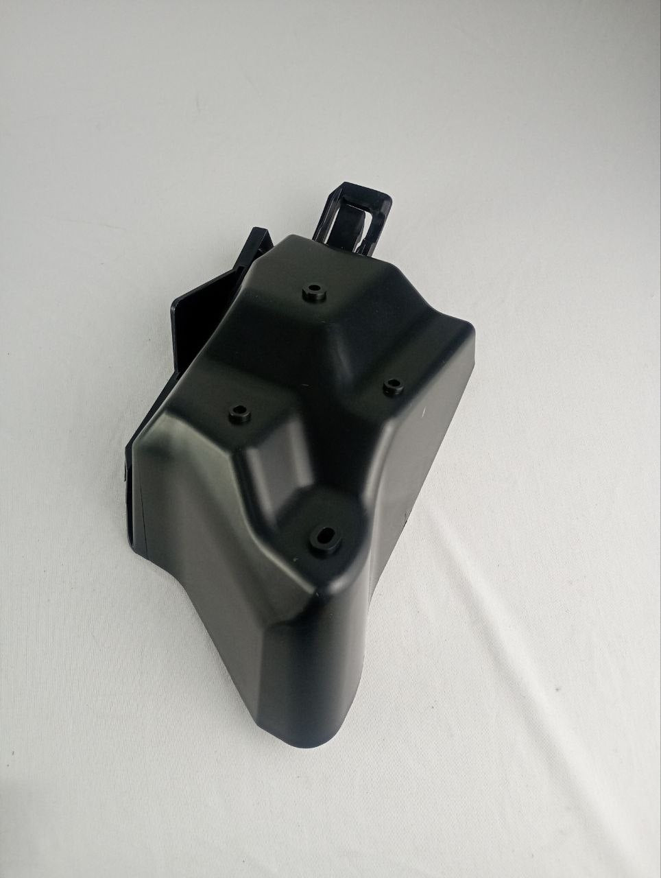 Suporte Para-Choque Traseiro Esquerdo Ford Focus 2014/2019 Novo