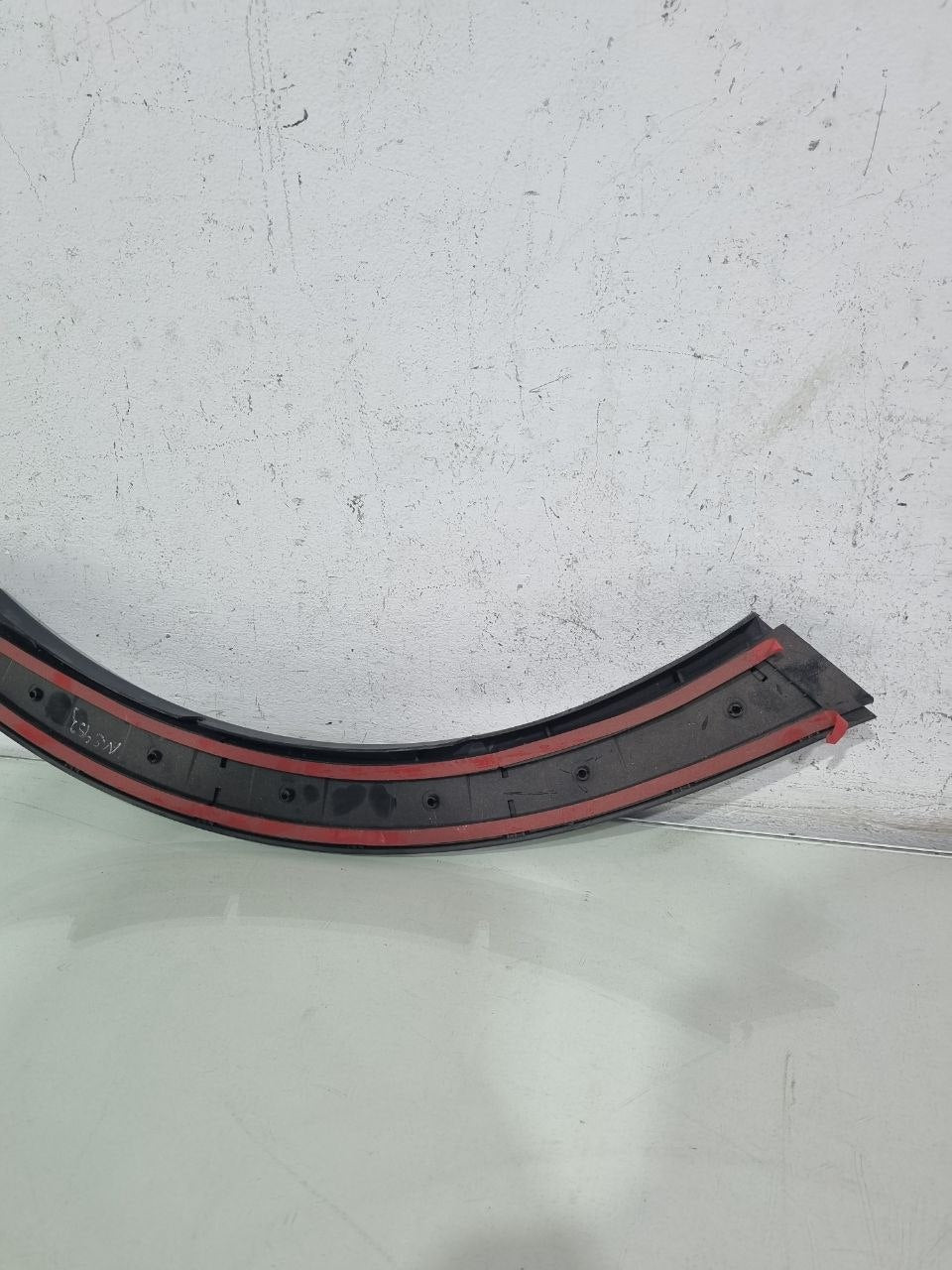 Moldura Parabarro Tras Dir Volkswagen CrossFox 2011/2014