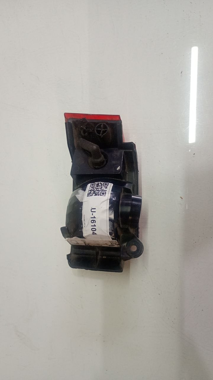 Lanterna Neblina Tras Esq Mitsubishi Outlander 2014/2019 -
