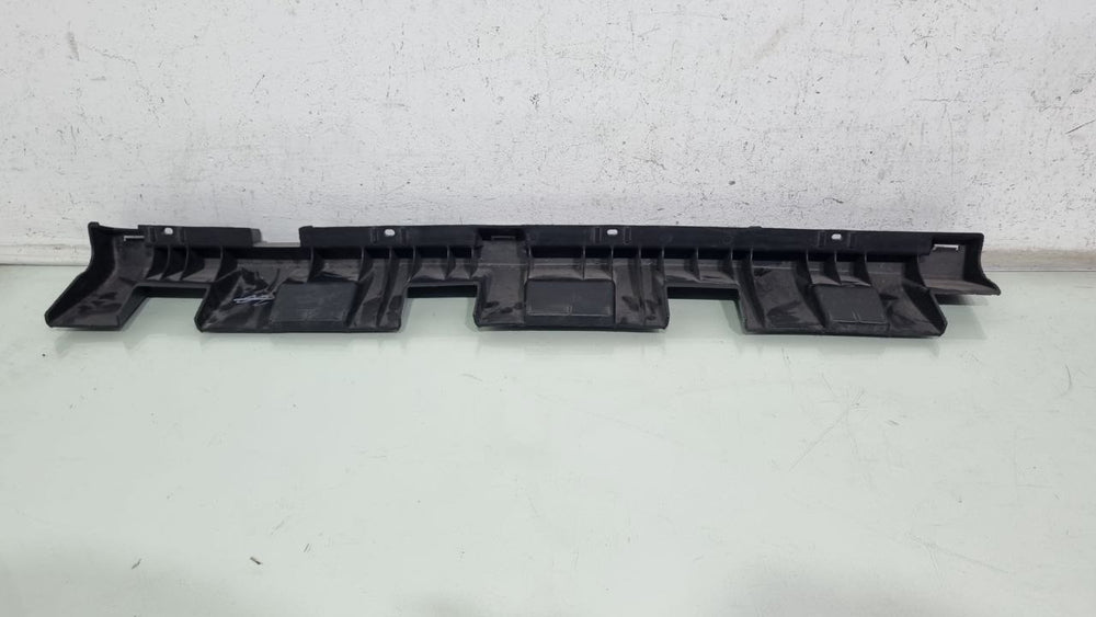 Guia Suporte Spoiler Lateral Inferior Esq Renault Duster 2012/2016