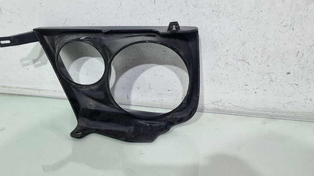 Moldura Farol Diant Dir Mitsubishi L200 Savana 2004/2012
